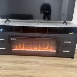 Electric Fireplace TV Stand / Entertainment Center – Modern & Clean (Like New)