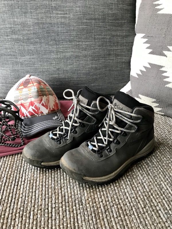Women’s Columbia Newton Ridge Hiking Boots
