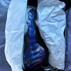 DS Galaxy Foamposite Size 11.5 