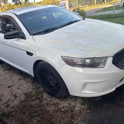 2016 Ford Taurus