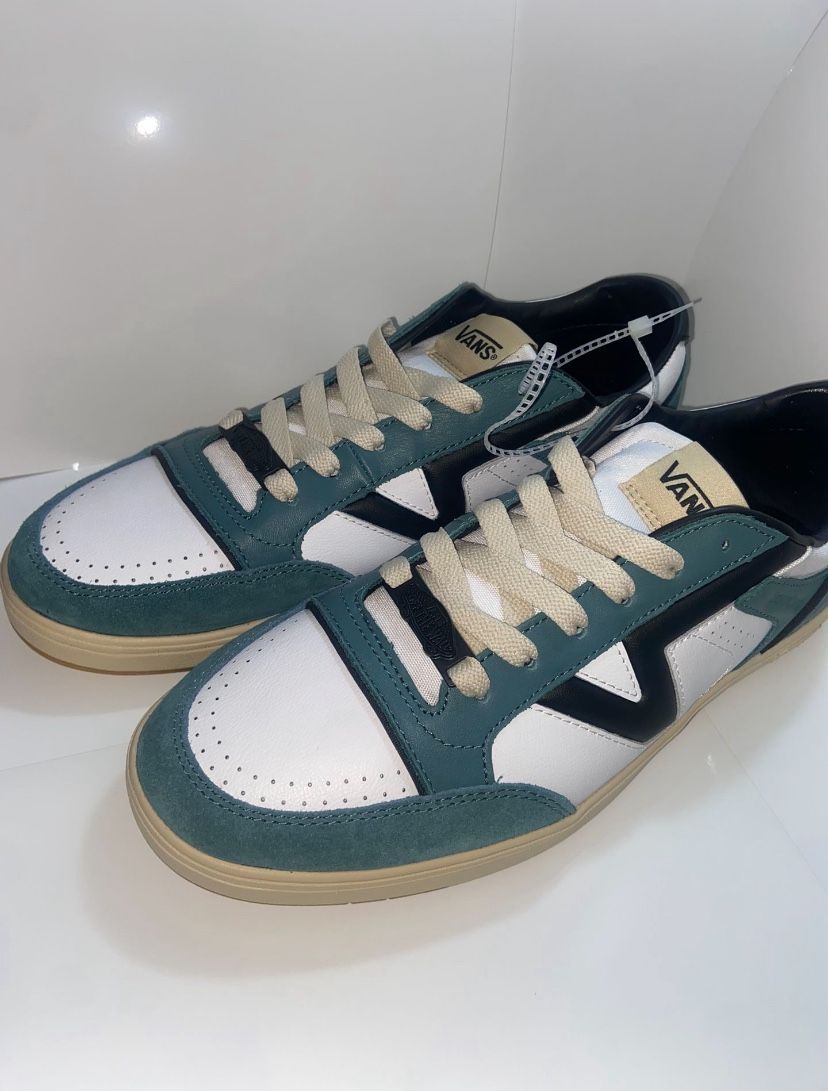 Serio Vans collection