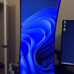 LG UltraGear 34” OLED Curved Gaming Monitor