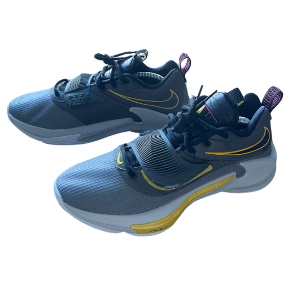 Giannis Zoom Freak 3, Barely Used, No Box