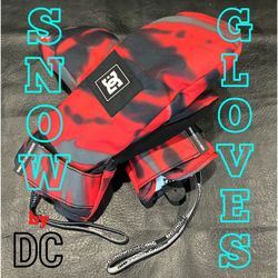 *DC* Snow Gloves YOUTH (Size MEDIUM)