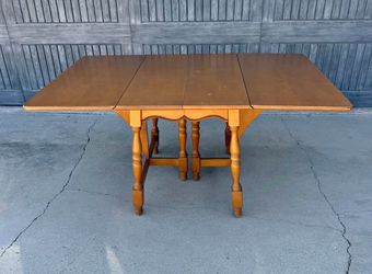 Vintage B.P. John Solid Wood Drop-Leaf Gateleg Dining Table