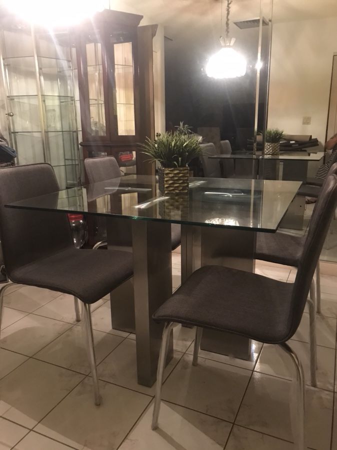 Dinning set table