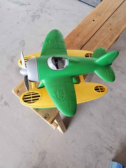 toy plane littlepeople