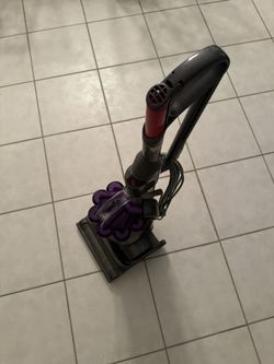 Dyson DC17 Absolute Animal Vacuum Cleaner Strong Belt/roller with Accessories