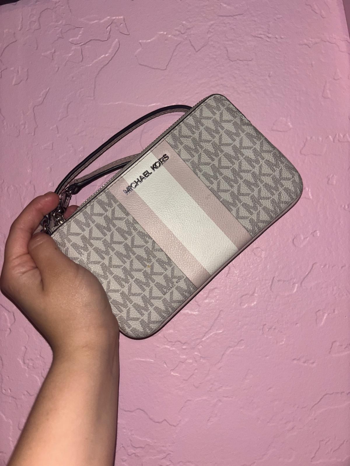 Michael Kors Wrist Wallet