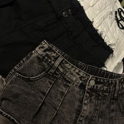 2 Jean skirts for 10$