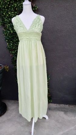 Light Green Lace Trim Maxi Dress