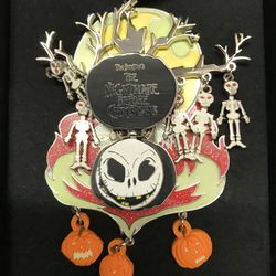 Featured Artist Pin Nightmare Before Christmas 