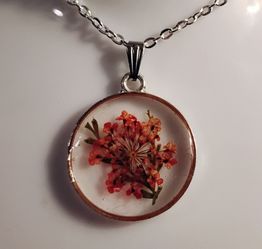 Pressed Flower Pendant Necklace