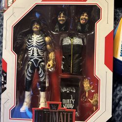 WWE Ultimate Edition Dirty Dominik Mysterio