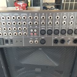 Mackie Sr32-4 VLZ PRO