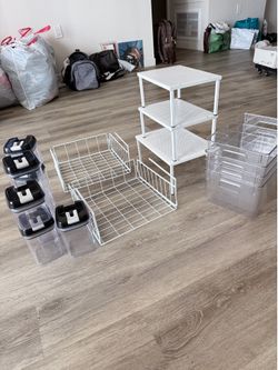 Kitchen Pantry Organization