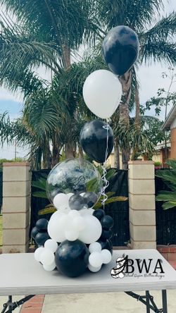 Black & White Bobo bouquet With Helium Matching Set