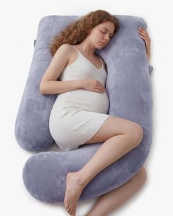Momcozy pregnancy pillow