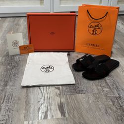 Women’s Hermes Glitter/Rhinestone Oran Sandals 