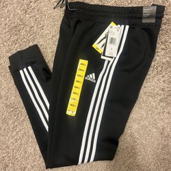 Women’s Pants 