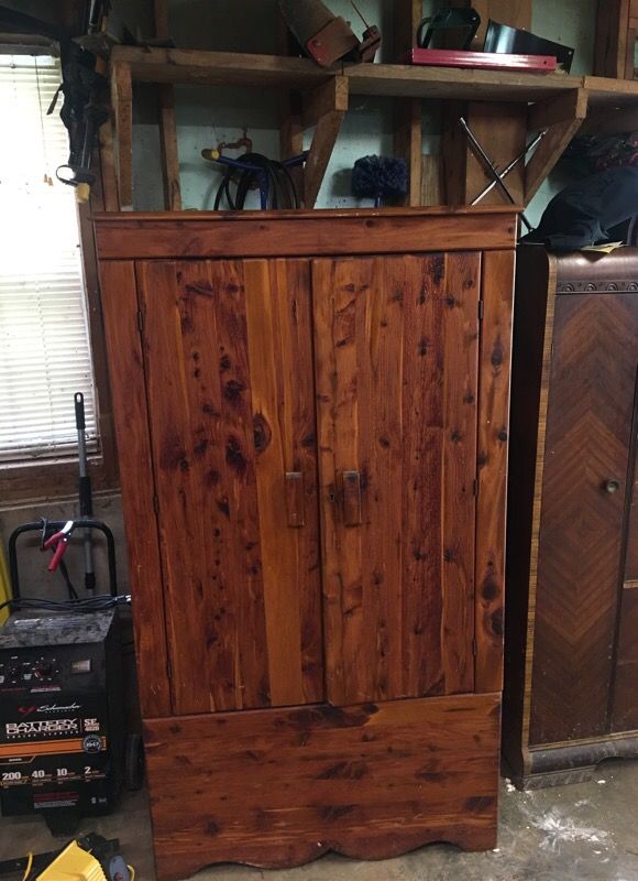 Kincaid shiffer robe