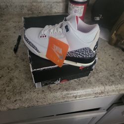 Jordan 3s Reimagine Size 4.5