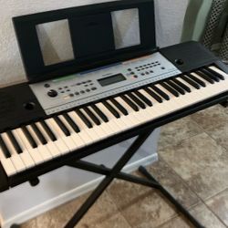 Yamaha Keyboard