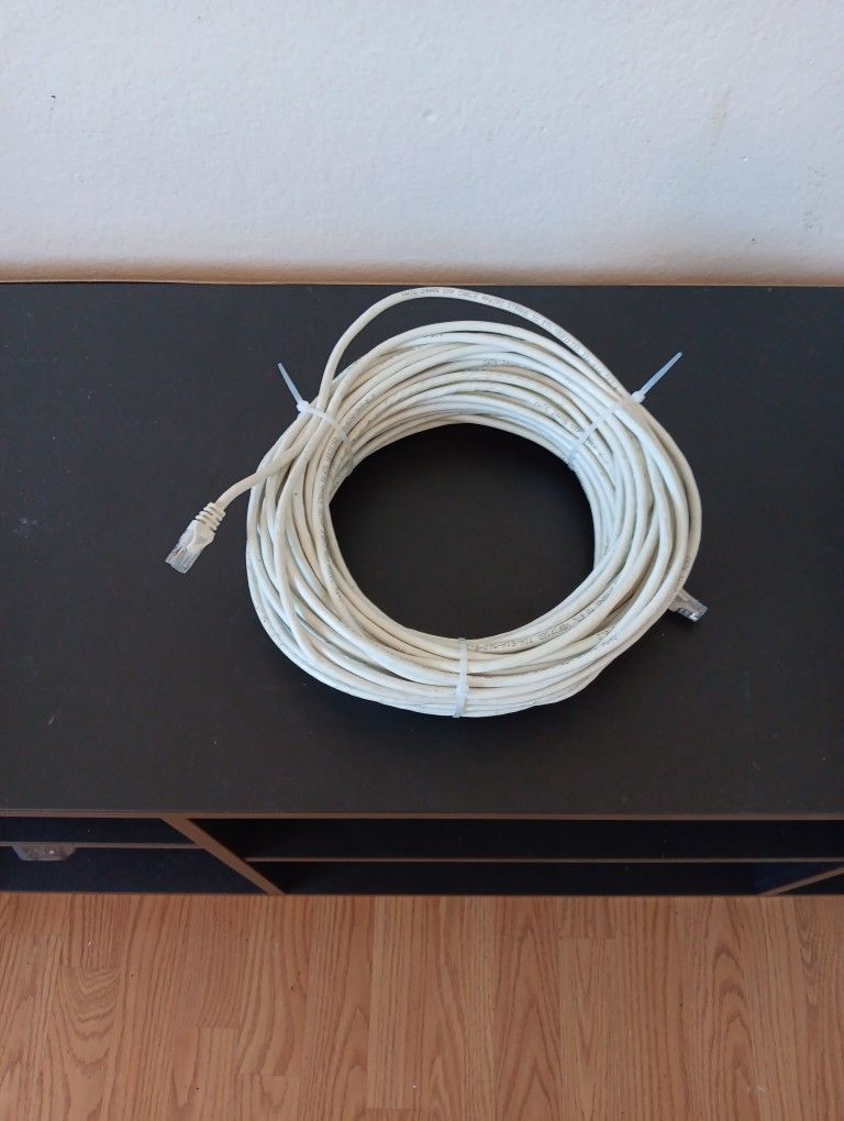 100 Ft Ethernet Cable. Internet Hardline