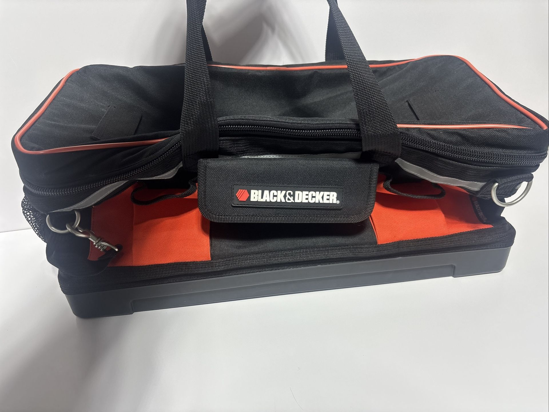 Black and decker tool chest