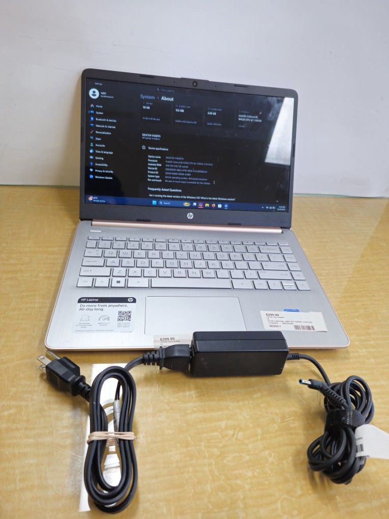 HP Laptop (14-DQ0054DX)