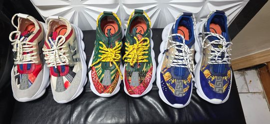 Versace chain reaction