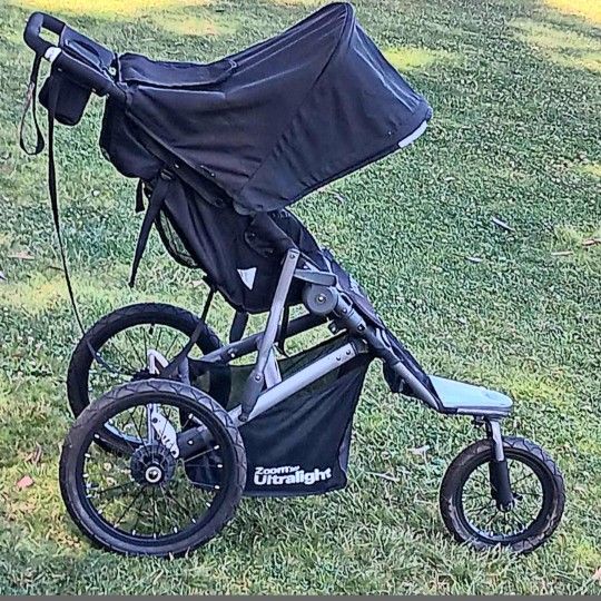Joovy Zoom Ultralight Jogging Stroller