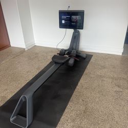 Peloton Rowing Machine 