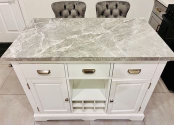 kitchen island with barstool  like new condition