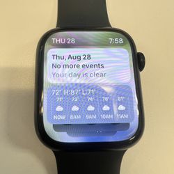 Apple Watch Series 9 – 41mm (Smaller Size) – Excellent Condition!