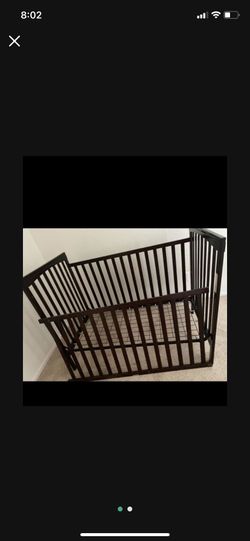 Baby Crib With Mattress 