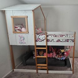 Loft Bed - Twin Size