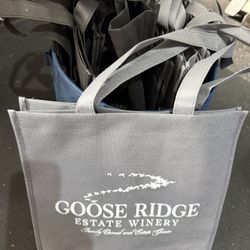 Free Wine Carrier Bags, Like New