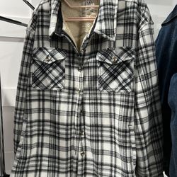 XXL Warm Sherpa Lined Plaid Fleece Shirt/jacket. 