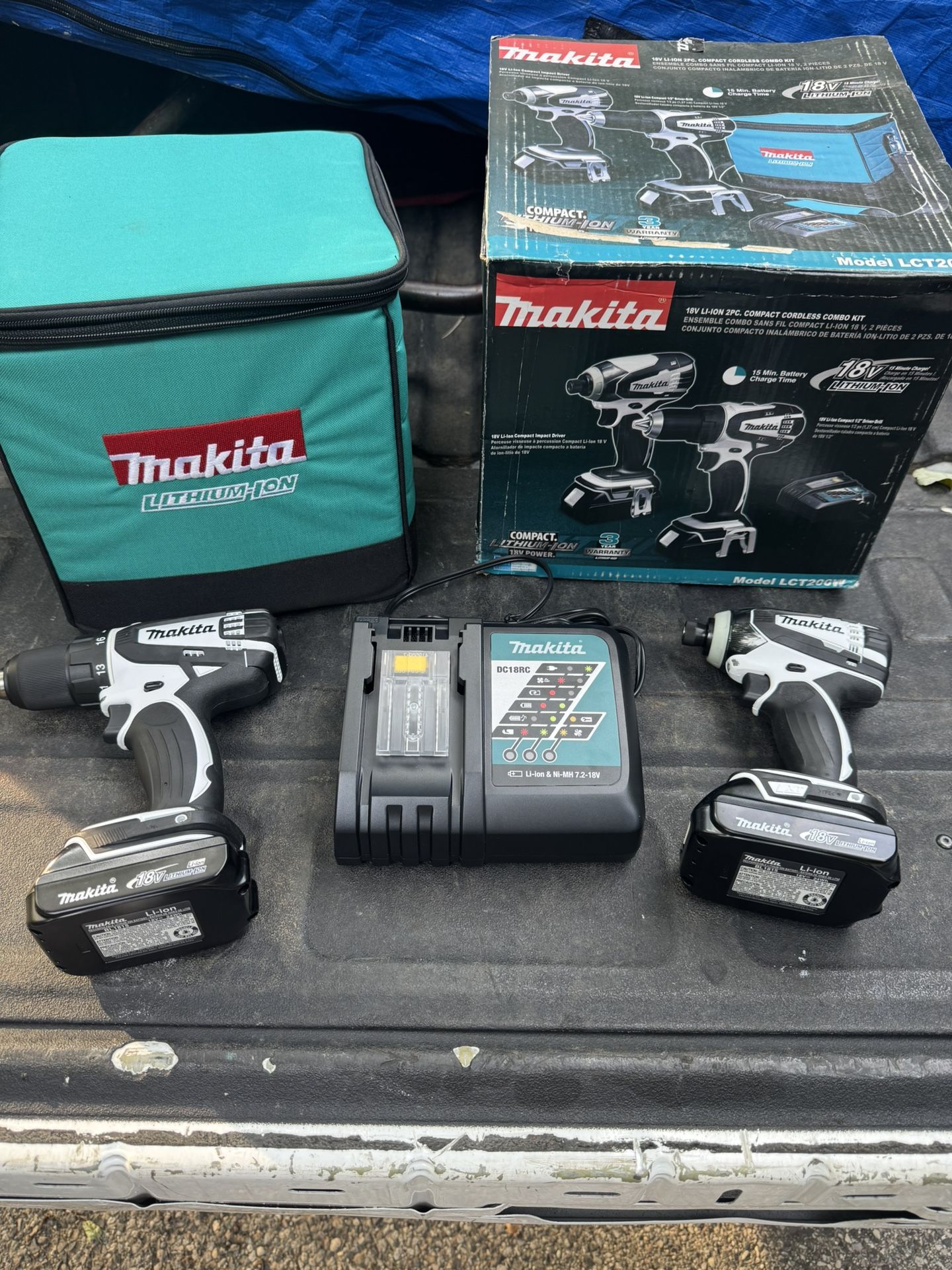 Makita 18V Drill/Driver Kit
