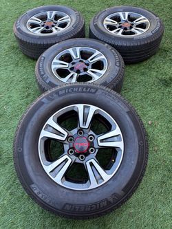 Toyota Tacoma Rines y llantas 17