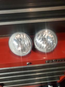 2007 OEM Tundra Fog Lights