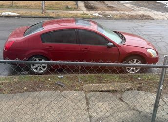 2005 Nissan maxima