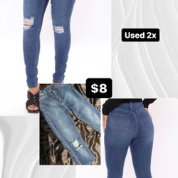 Fashion Nova Jeans 