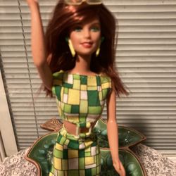 1998 Barbie ‘HIP 2 BE SQUARE’