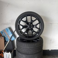 24 Inch Black Rims And tiresFor Chevy Silverado 6 Lug