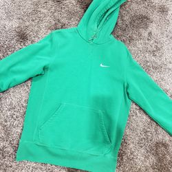 Men: Nike Hoodie Size Large 
