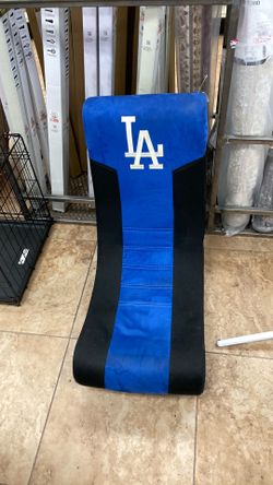 A dodger chair