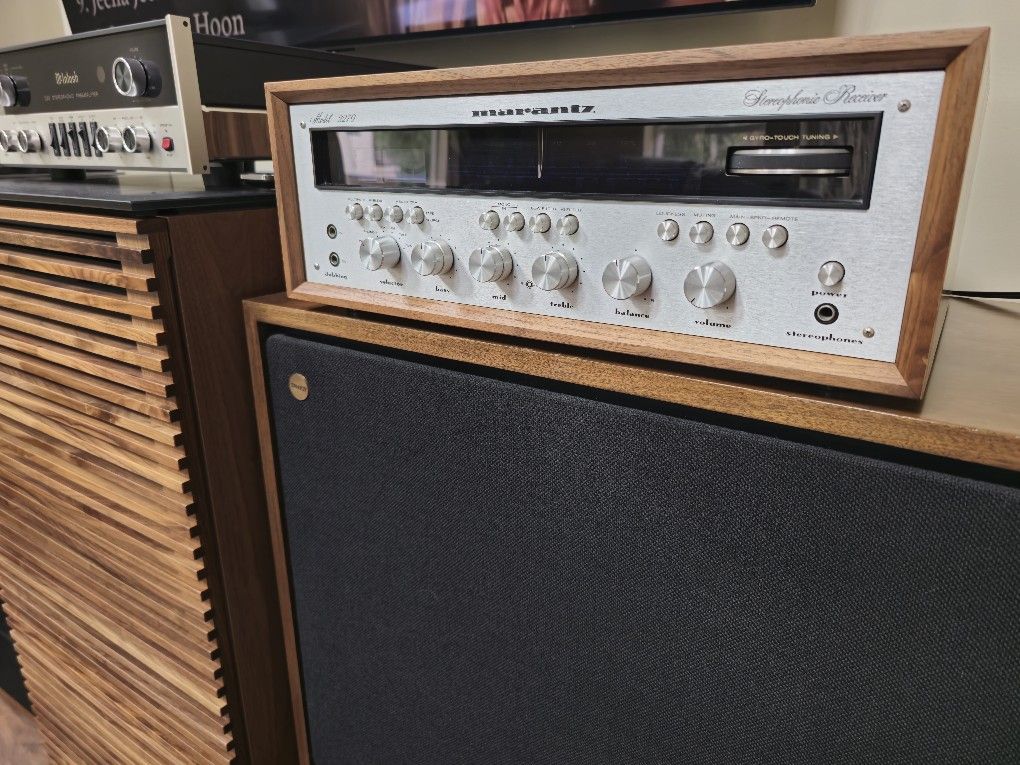 Marantz 2270 Stereophonic Vintage Receiver