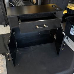Vanity / Salon/ Barber Station 